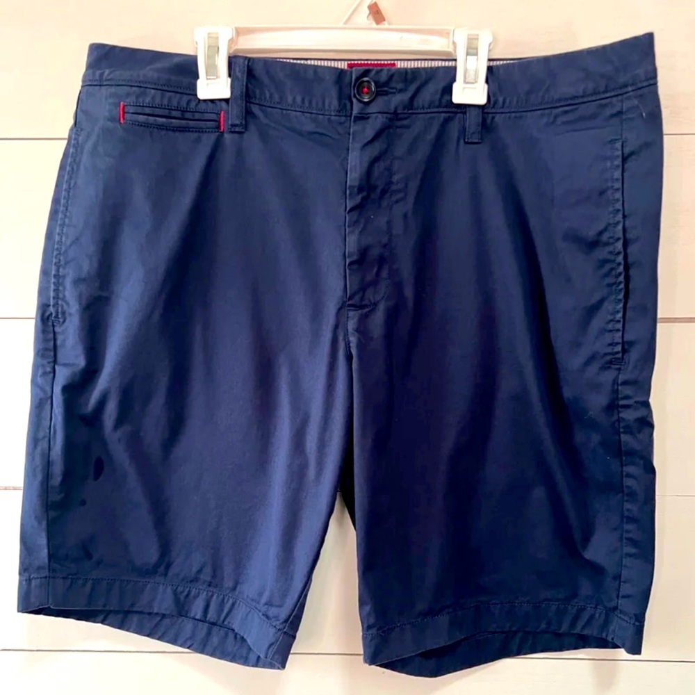 UNTUCKit Men’s navy shorts size 36 EUC Chino Golf Preppy Shorts